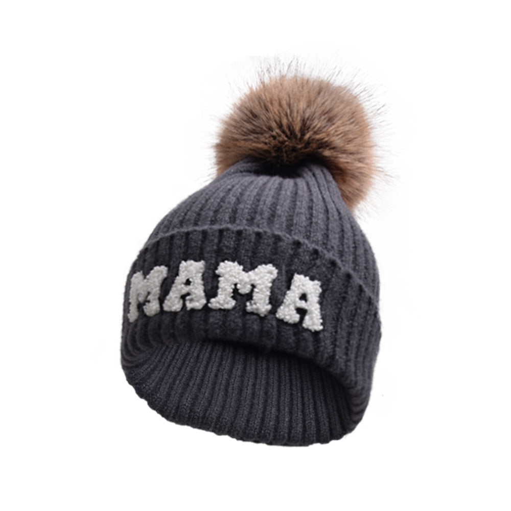 Czarne czapki MAMA i MINI z pomponem
