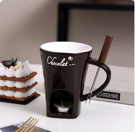 Ceramiczny kubek do fondue z widelczykiem