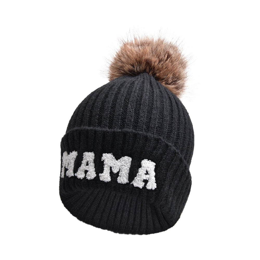 Czarne czapki MAMA i MINI z pomponem