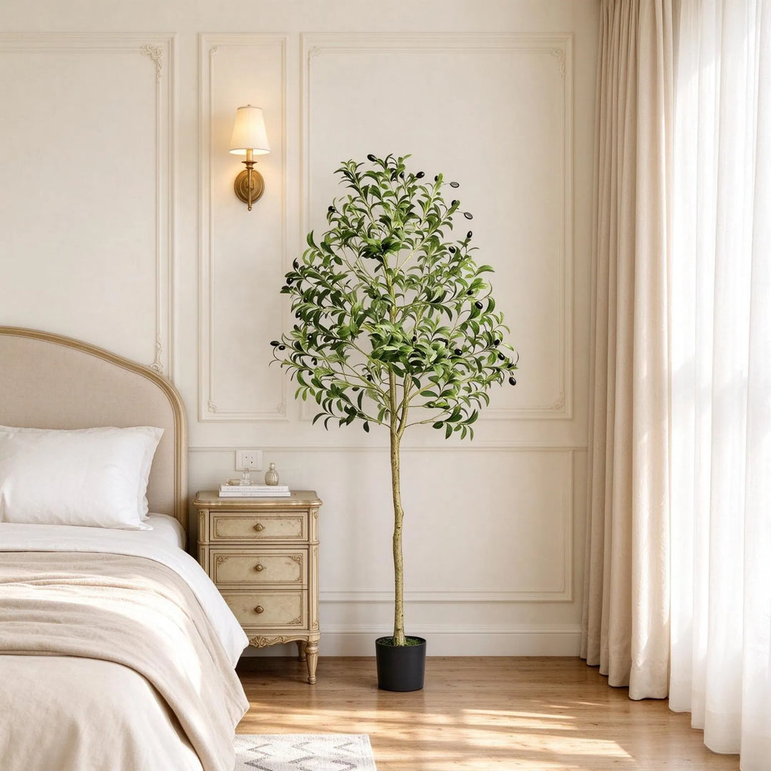 Sztuczne drzewko oliwne w czarnej doniczce