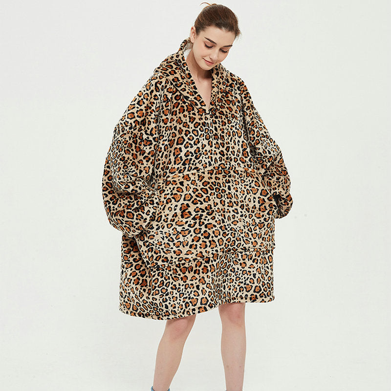 Bluza koc z kapturem we wzory – puszysty flanel oversize