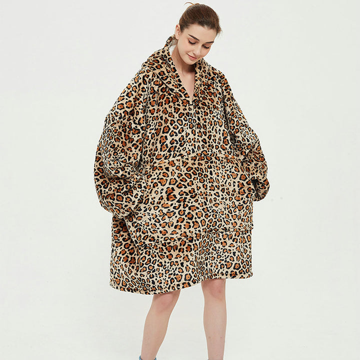 Bluza koc z kapturem we wzory – puszysty flanel oversize