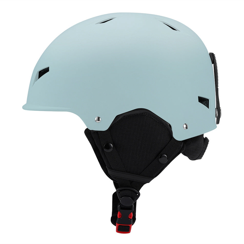 Kask narciarski z pełną osłoną, miękką wyściółką i pod gogle