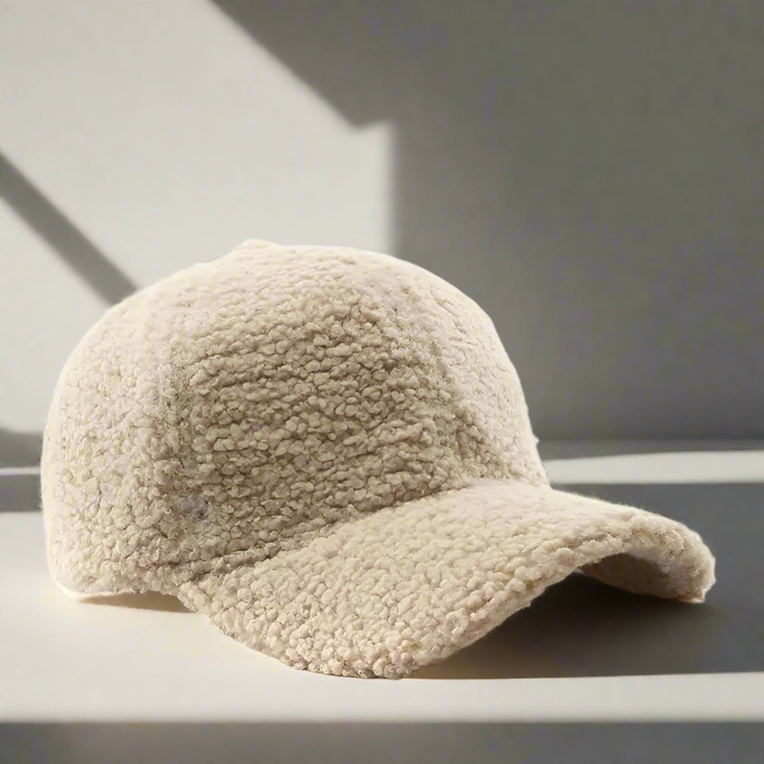 Kramano™ Puszysta czapka teddy, która grzeje głowę i uszy