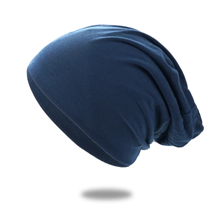 Miękka czapka beanie typu slouch, która nie traci kształtu