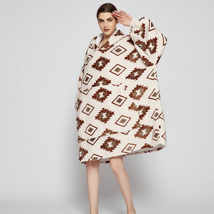 Bluza koc z kapturem we wzory – puszysty flanel oversize