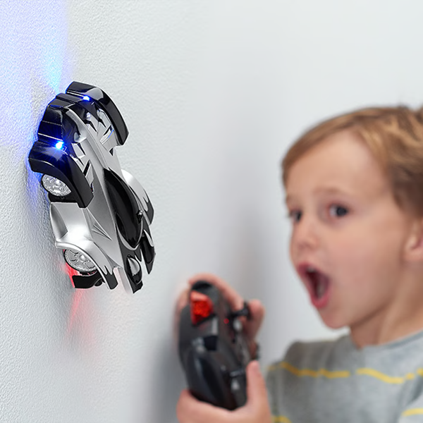 Kramano™ Samochód zdalnie sterowany jeżdżący po ścianach z LED